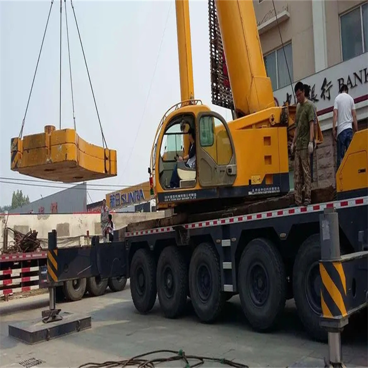 郓城当地吊车出租|机器吊装|75吨|工厂搬迁服务